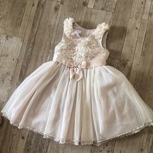 Bonnie Jean Cream Floral Lace Kids Dress